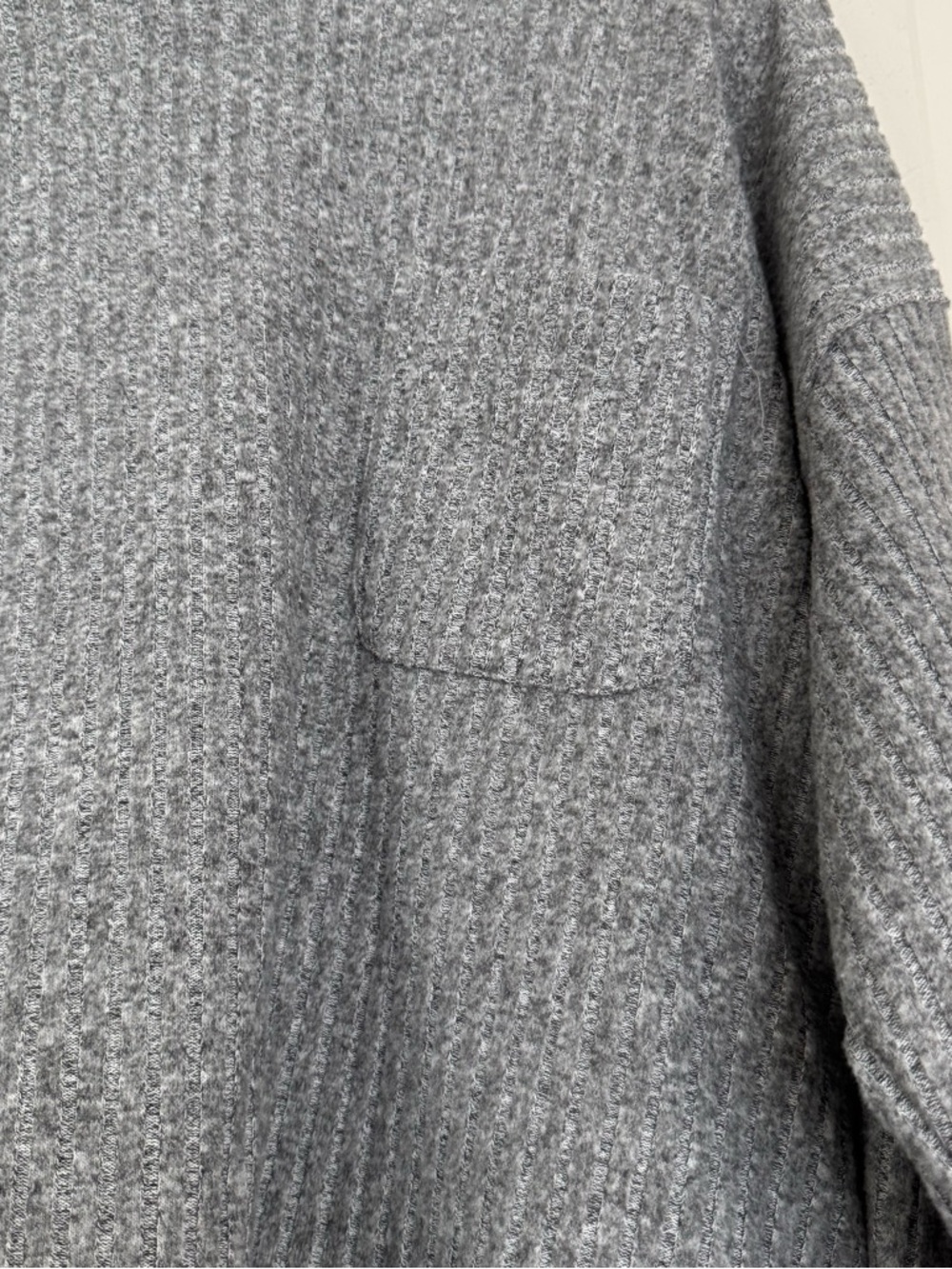 Cozy Ribbed Pocket Sweater - Gray - Picture 3 of 9